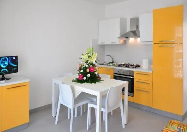 بيت للعطل Residenza Le Terrazze ألبا أدرياتيكا